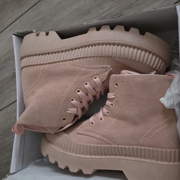 Womens Olivia Miller Tessa Ankle Boots - Picture 8 of 9